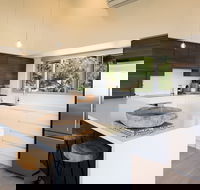 Lilys at Hyams Jervis Bay - Broome Tourism