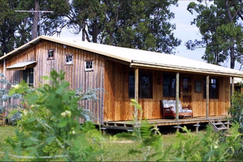 Lovedale Cottages - Broome Tourism 0