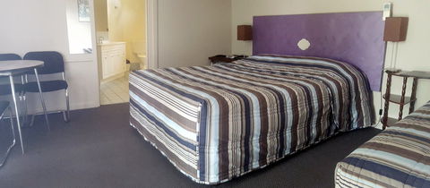 Meeniyan Motel And Bike Hire - Broome Tourism 4