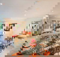 Oasis at Palm Cove - Broome Tourism