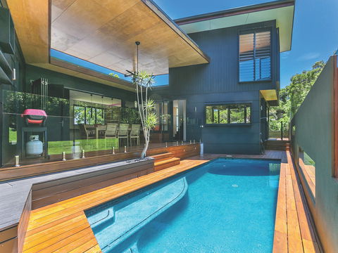 Seaview Sanctuary - Broome Tourism 0