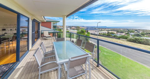 Serenity On Stacey - Broome Tourism 3