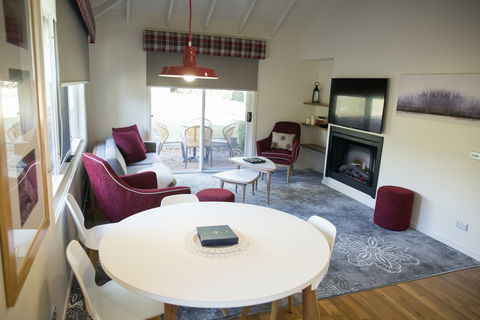 The Sebel Pinnacle Valley Resort - Broome Tourism 1