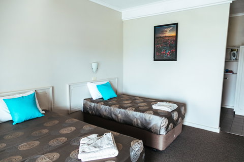 The Argent Motel - Broome Tourism 1