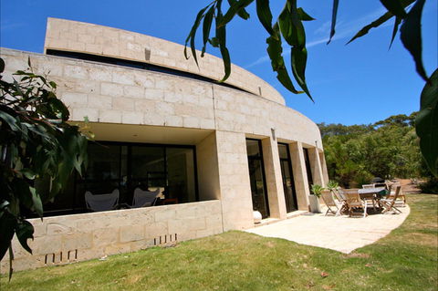 The Summer House - Broome Tourism 0
