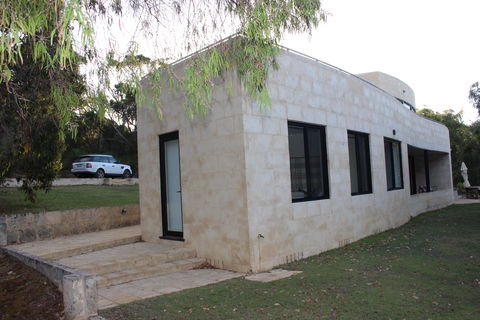 The Summer House - Broome Tourism 2