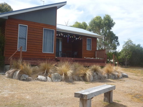 Yakkalla Holiday Cottage - Broome Tourism 0