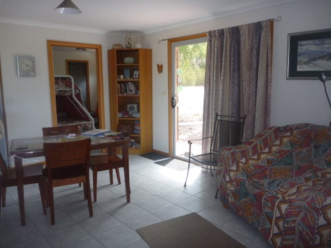 Yakkalla Holiday Cottage - Broome Tourism 3