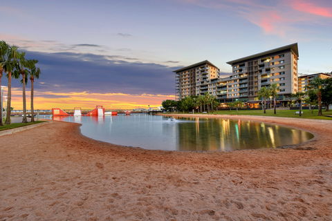 Astra Apartments NT - Broome Tourism 1
