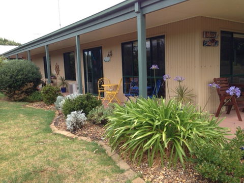 Bells By The Beach - Broome Tourism 0