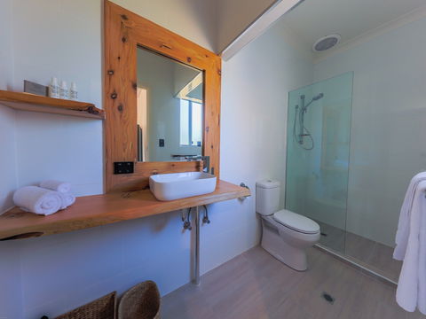 COAST Motel & Apartments - Broome Tourism 2