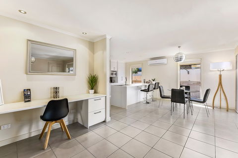 Mount Gambier Apartments - City Fringe Apartment A - Broome Tourism 2