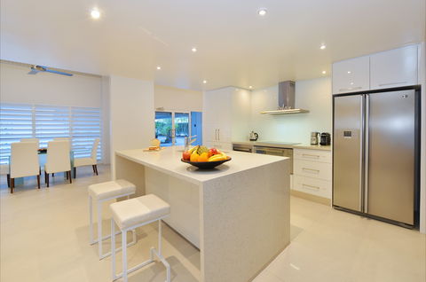 Serenity Port Douglas: Luxury Beachfront - Broome Tourism 1