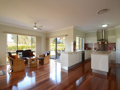 Silver Spring Homestead - Broome Tourism 1