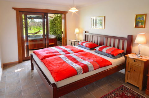Stephanette's Cottage - Broome Tourism 1