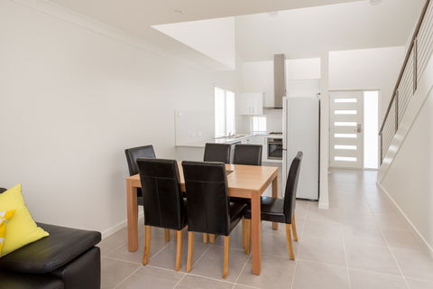 Wallsend Executive Apartments - Broome Tourism 2