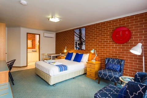 Yackandandah Motor Inn - Broome Tourism 2
