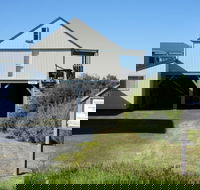 Angler's Arms and Fisherman's Cottage - Broome Tourism