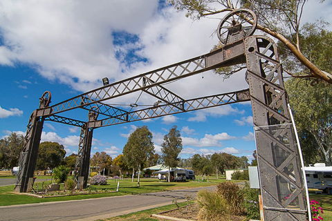 Balranald Caravan Park - Broome Tourism 1