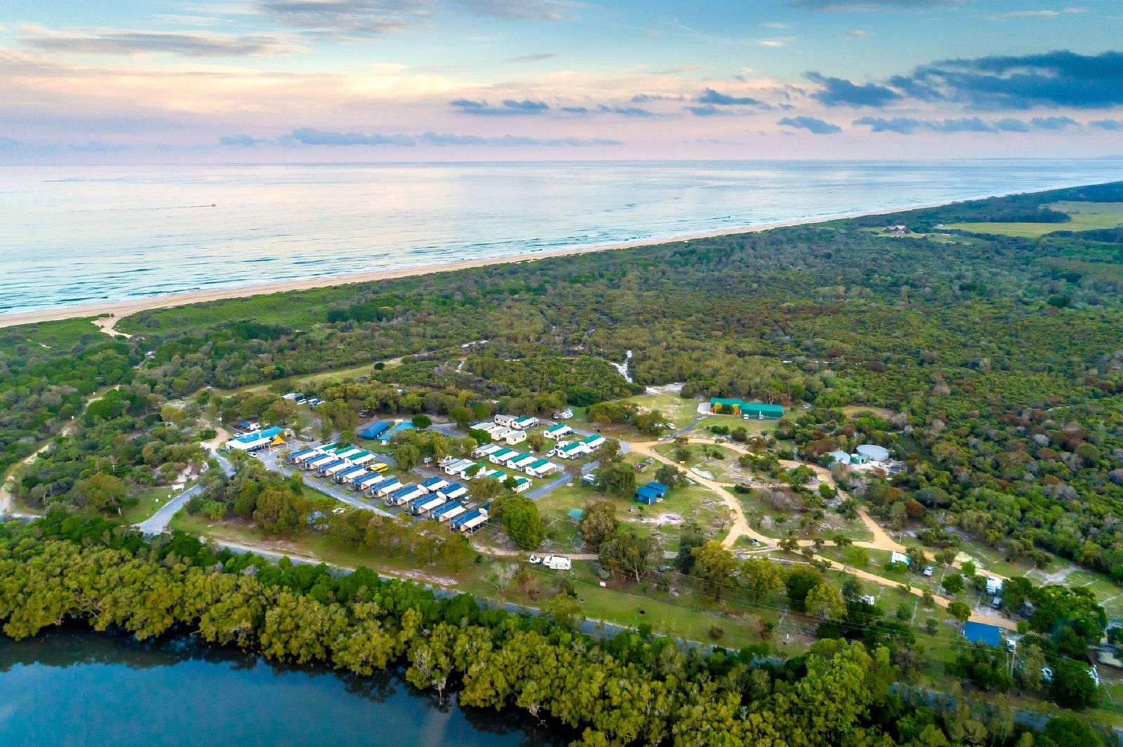  Broome Tourism