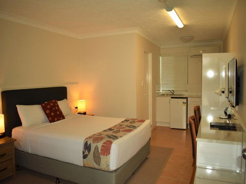 Best Western Parkside Motor Inn - Broome Tourism 0