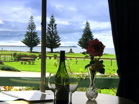 King Island Accommodation Cottages - Broome Tourism 0