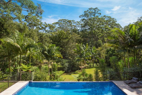 Le Chateau - Broome Tourism 2