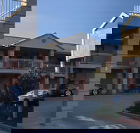 Littomore Hotel and Suites
