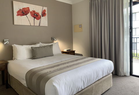 Lodestar Waterside Apartments - Broome Tourism 0