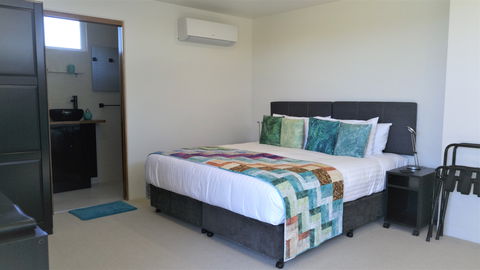 Malting Lagoon Guest House & Brewery - Broome Tourism 1