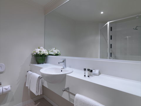 Travelodge Hotel Melbourne Southbank - Broome Tourism 2