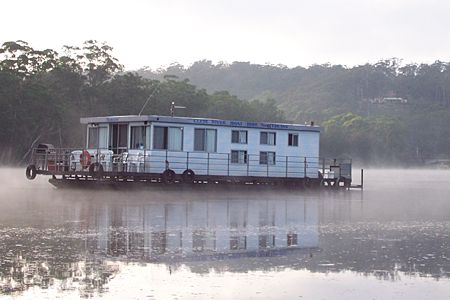 Clyde River Houseboats - Broome Tourism 1