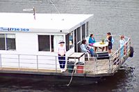 Clyde River Houseboats - Broome Tourism 5
