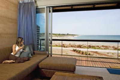 Novotel Ningaloo Resort - Broome Tourism 1