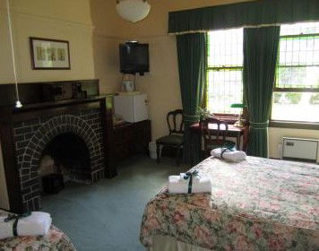 Lindsay House Country Hotel - Broome Tourism 5