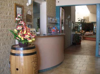 Hunter Valley Travellers Rest Motel - Broome Tourism 2