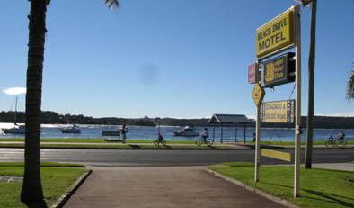 Beach Drive Motel - Broome Tourism 0