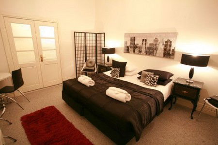 Brackson House Quality Accommodation - Broome Tourism 3
