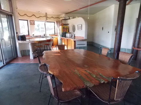 Bamarang Bush Retreat - Broome Tourism 0