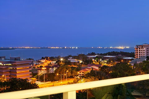 Beachlife Sands 3 Bedroom Harbour View Apartment - Broome Tourism 2