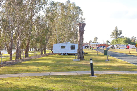 Bridgewater Public Caravan Park - Broome Tourism 1