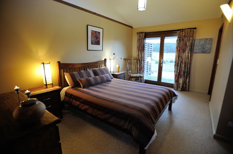 Forest Walks Lodge - Eco-Accommodation - Broome Tourism 2