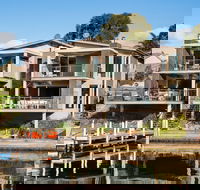 Gippsland Lakehouse - Broome Tourism