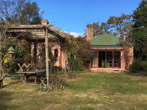Hawthorne Cottage: Blackheath - Broome Tourism 1