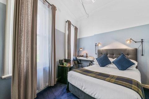 Hotel Harry, Ascend Hotel Collection - Broome Tourism 1