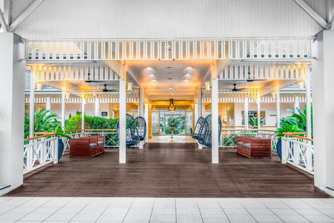 Hotel Grand Chancellor Palm Cove - Broome Tourism 1