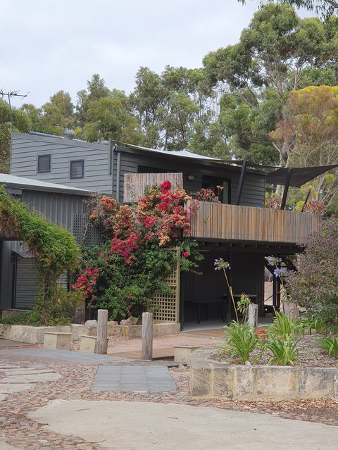 La Cabane Retreat - Broome Tourism 0