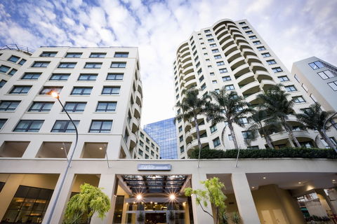 Mantra Parramatta - Broome Tourism 0