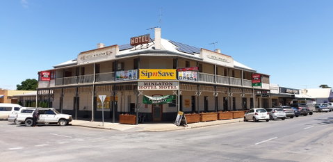 Minlaton Hotel - Broome Tourism 0