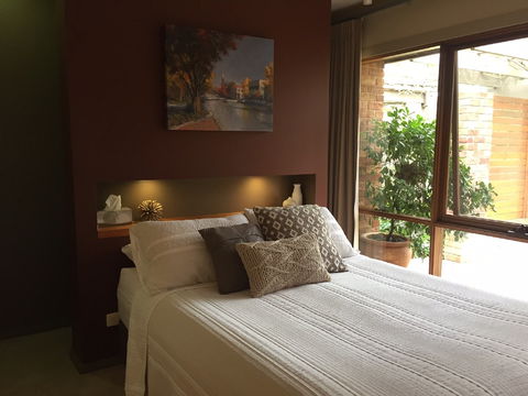 Serenity Studio - Broome Tourism 0